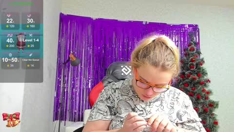 seductive_she_wolf online show from December 2024 08:34:01 PM