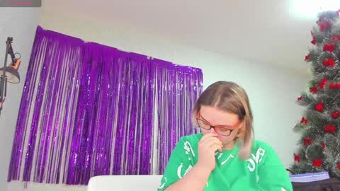 seductive_she_wolf online show from December 2024 10:03:02 AM