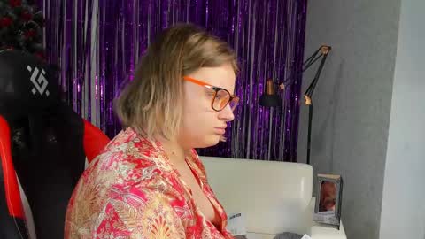 seductive_she_wolf online show from January 2025 12:57:02 AM