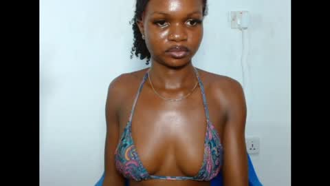 Snapshot of seductive_sugar247 chatting on April 2026 05:32:02 AM seductive_sugar247 online show from April 2026 05:32:02 AM