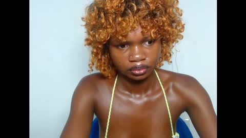 Snapshot of seductive_sugar247 chatting on April 2026 05:38:01 AM seductive_sugar247 online show from April 2026 05:38:01 AM