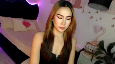 Vanessa online show from April 2026 01:06:01 AM