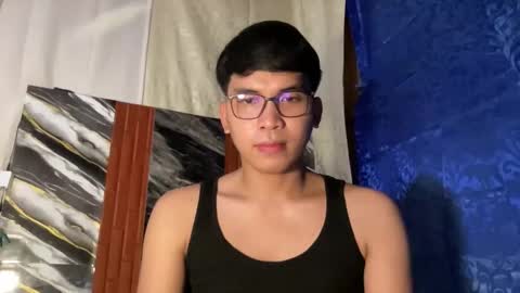 Snapshot of seductive_william chatting on May 2026 03:40:01 PM William online show from May 2026 03:40:01 PM
