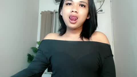 Snapshot of seductivedeluxe69 chatting on June 2026 08:57:02 PM Deluxe online show from June 2026 08:57:02 PM