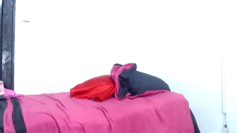 Snapshot of seductivespellvagina80 chatting on March 2025 12:45:01 PM Estefany online show from March 2025 12:45:01 PM