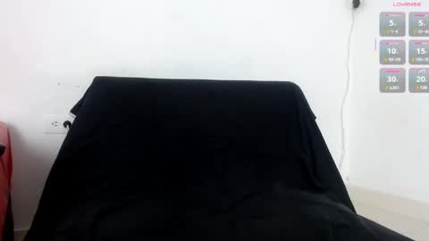 Snapshot of seductivespellvagina80 chatting on May 2026 10:19:02 AM Estefany online show from May 2026 10:19:02 AM