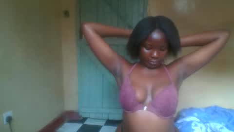 Snapshot of seductress18 chatting on September 2025 11:10:02 AM Seductress online show from September 2025 11:10:02 AM
