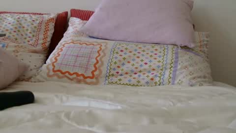 Cleona Ricci online show from June 2026 07:52:01 PM