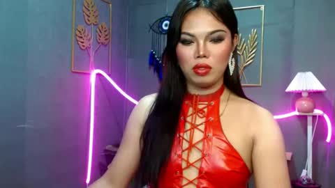 Snapshot of seductress_lust chatting on October 2025 11:33:02 AM cassie online show from October 2025 11:33:02 AM