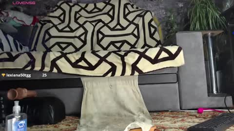 Angie online show from February 2025 03:07:01 PM