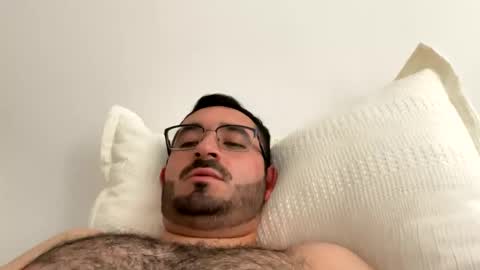 Snapshot of seficha18 chatting on June 2026 05:02:02 PM seficha18 online show from June 2026 05:02:02 PM