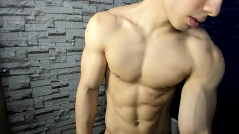 Snapshot of seigfried0 chatting on August 2026 12:23:01 AM Seigfried online show from August 2026 12:23:01 AM