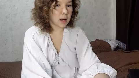 seika_ online show from November 2025 03:38:02 PM