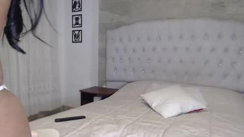 seleena__ online show from February 2025 04:04:01 AM