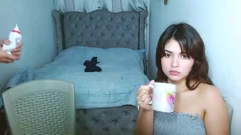 Selena  Andress online show from February 2025 08:50:02 AM