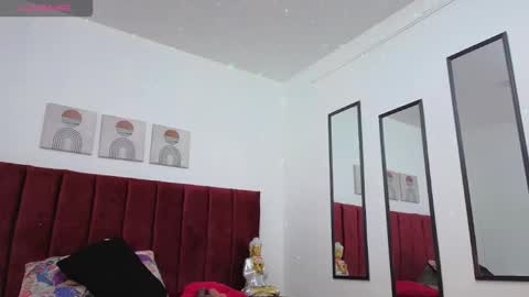 Selena online show from October 2025 12:57:02 PM