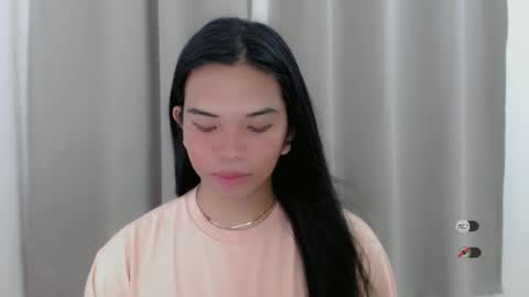 Selena online show from January 2025 12:33:02 PM