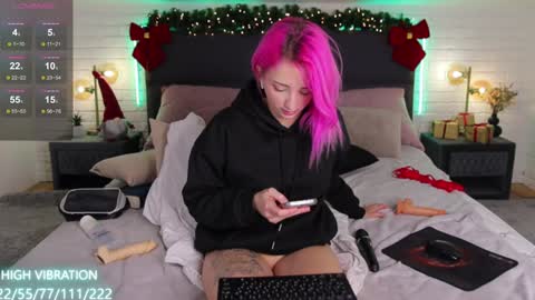 Selena Lily online show from December 2024 01:15:02 AM