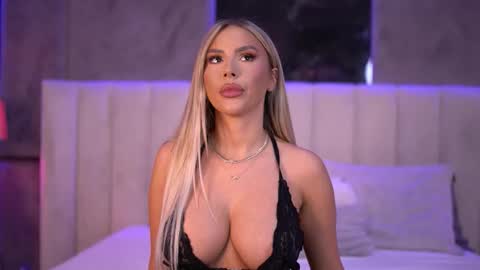 Selena online show from January 2026 09:56:01 AM