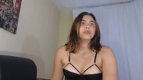 selenaack online show from September 2025 11:26:01 PM