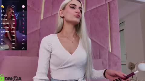 Selena online show from October 2025 03:17:02 AM