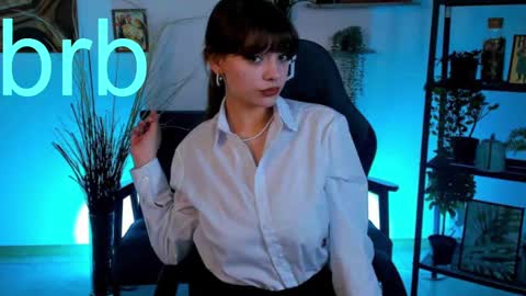 Selena ntmy online show from February 2025 04:15:01 PM