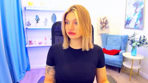 Snapshot of selenaemoore chatting on May 2026 06:50:02 PM selenaemoore online show from May 2026 06:50:02 PM
