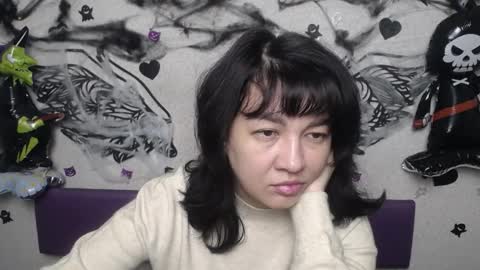 SelenaFly online show from November 2025 06:24:02 AM