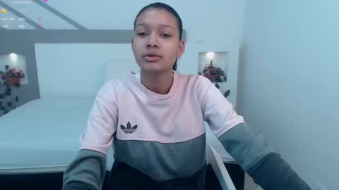 Snapshot of selenafox6 chatting on February 2025 11:05:01 AM selenafox6 online show from February 2025 11:05:01 AM
