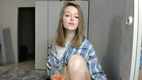 Snapshot of selenagentle chatting on May 2026 01:40:01 PM selenagentle online show from May 2026 01:40:01 PM