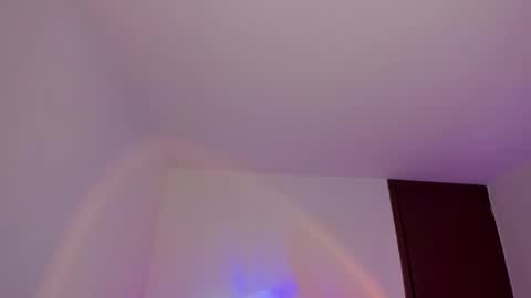 Snapshot of selene_e chatting on December 2024 01:53:02 AM Karol. online show from December 2024 01:53:02 AM
