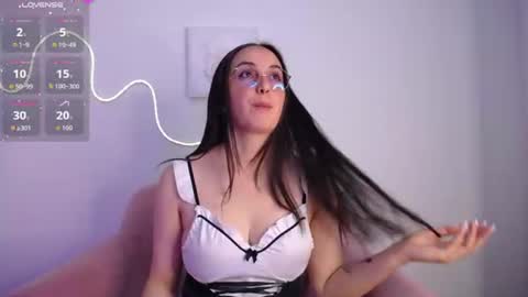 selene_swee online show from June 2026 05:52:01 PM