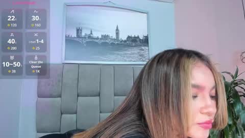 Selene online show from April 2026 08:53:02 PM