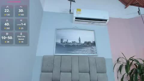 Selene online show from April 2026 03:10:01 AM