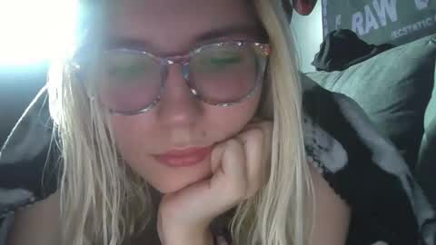 Selene online show from January 2025 02:20:01 PM