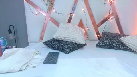 SELENE GIBSON online show from February 2026 07:52:02 PM