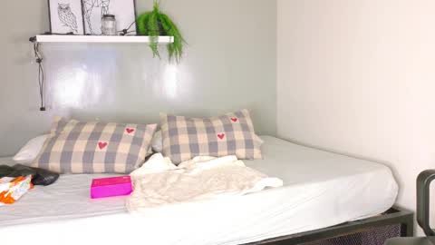 SELENE GIBSON online show from April 2026 07:22:02 PM