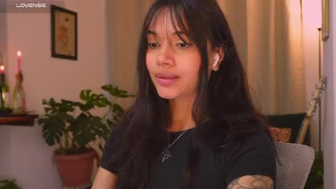 Snapshot of selenevaughan chatting on May 2026 03:14:02 AM Selene online show from May 2026 03:14:02 AM