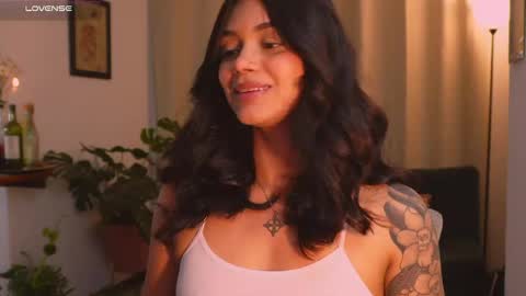 Snapshot of selenevaughan chatting on May 2026 01:12:01 AM Selene online show from May 2026 01:12:01 AM