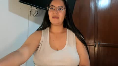 Dani online show from June 2026 11:11:02 PM