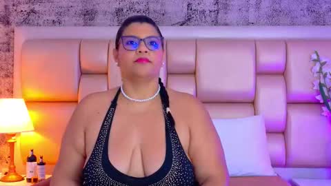 Selenna Cooper online show from March 2026 11:56:02 AM