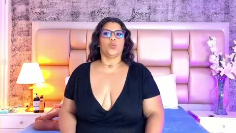 Selenna Cooper online show from March 2026 11:49:01 AM