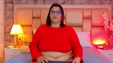 Snapshot of selennacooper chatting on May 2026 11:53:01 AM Selenna Cooper online show from May 2026 11:53:01 AM