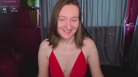 Snapshot of selestiasonata chatting on May 2026 01:33:02 AM selestiasonata online show from May 2026 01:33:02 AM