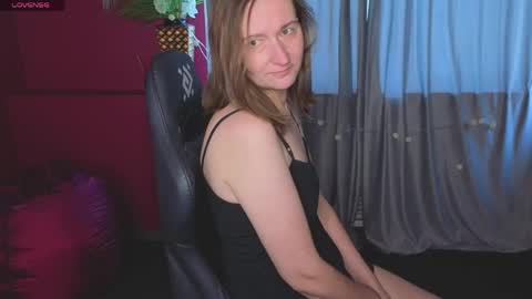 Snapshot of selestiasonata chatting on June 2026 06:52:02 AM selestiasonata online show from June 2026 06:52:02 AM