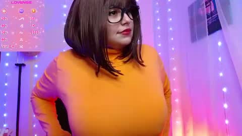 Selen online show from June 2026 10:45:02 PM