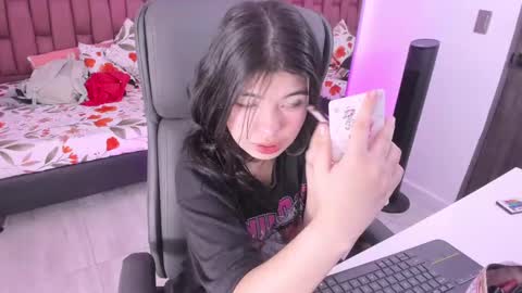 Selina online show from September 2025 12:54:01 AM