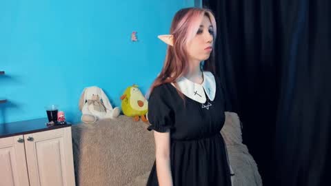 Snapshot of sell0n chatting on December 2024 12:46:02 AM Mindy online show from December 2024 12:46:02 AM