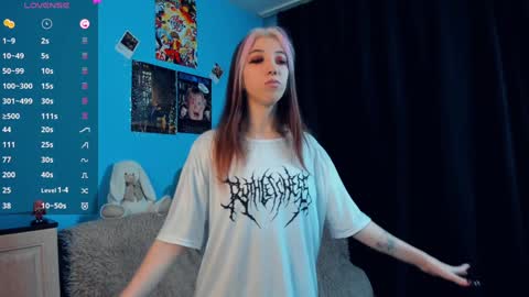 Snapshot of sell0n chatting on January 2025 04:12:01 AM Mindy online show from January 2025 04:12:01 AM