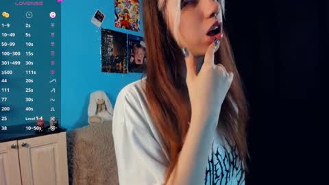 Snapshot of sell0n chatting on January 2025 12:57:01 AM Mindy online show from January 2025 12:57:01 AM